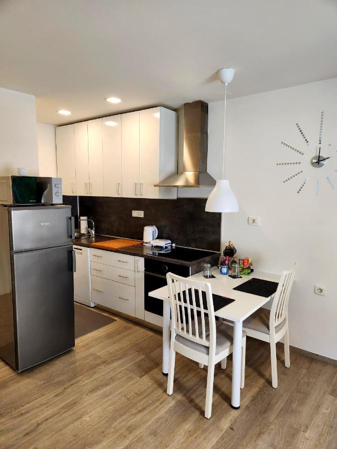 Studio Apartma V8 Maribor Extérieur photo