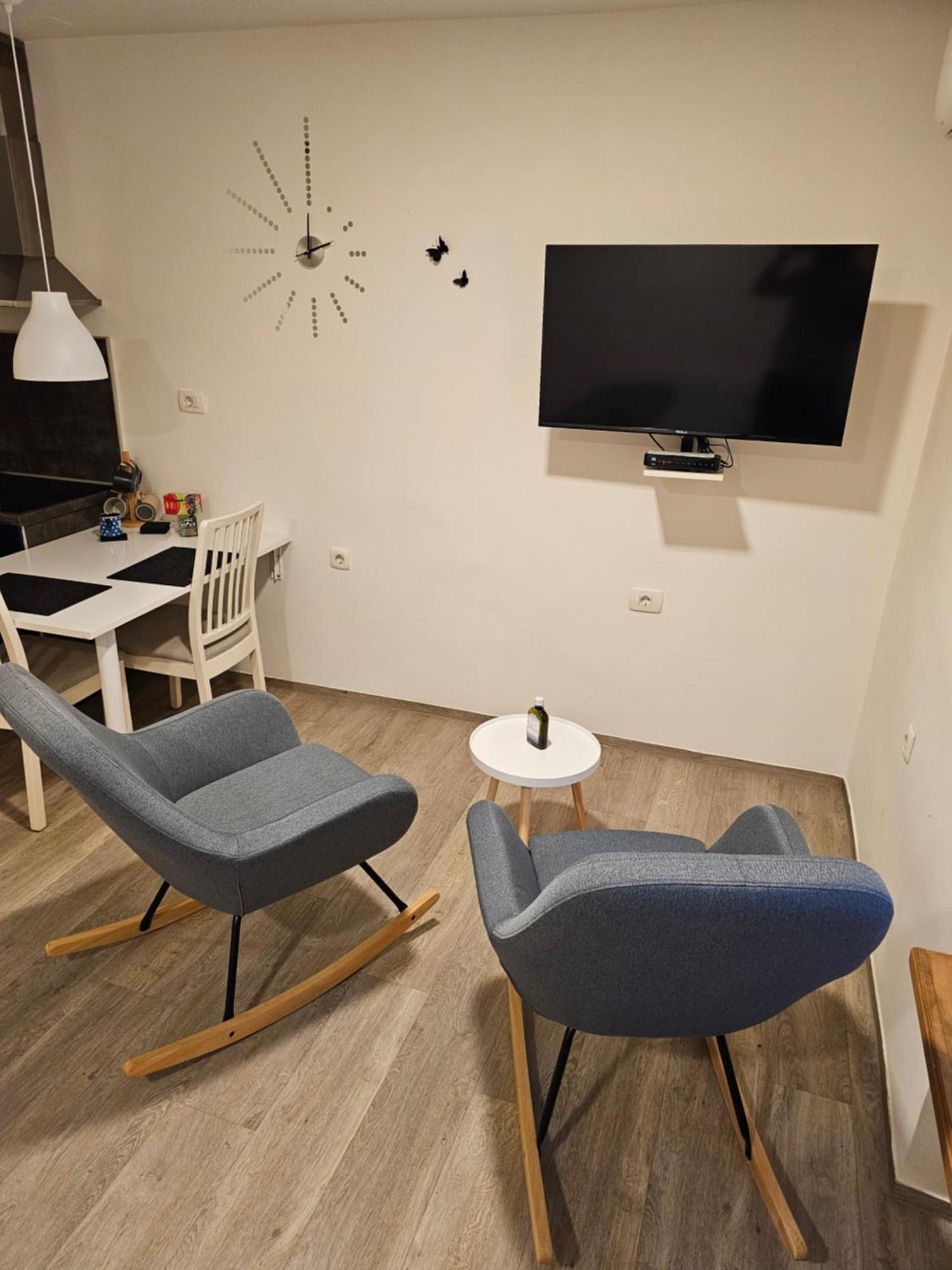 Studio Apartma V8 Maribor Extérieur photo
